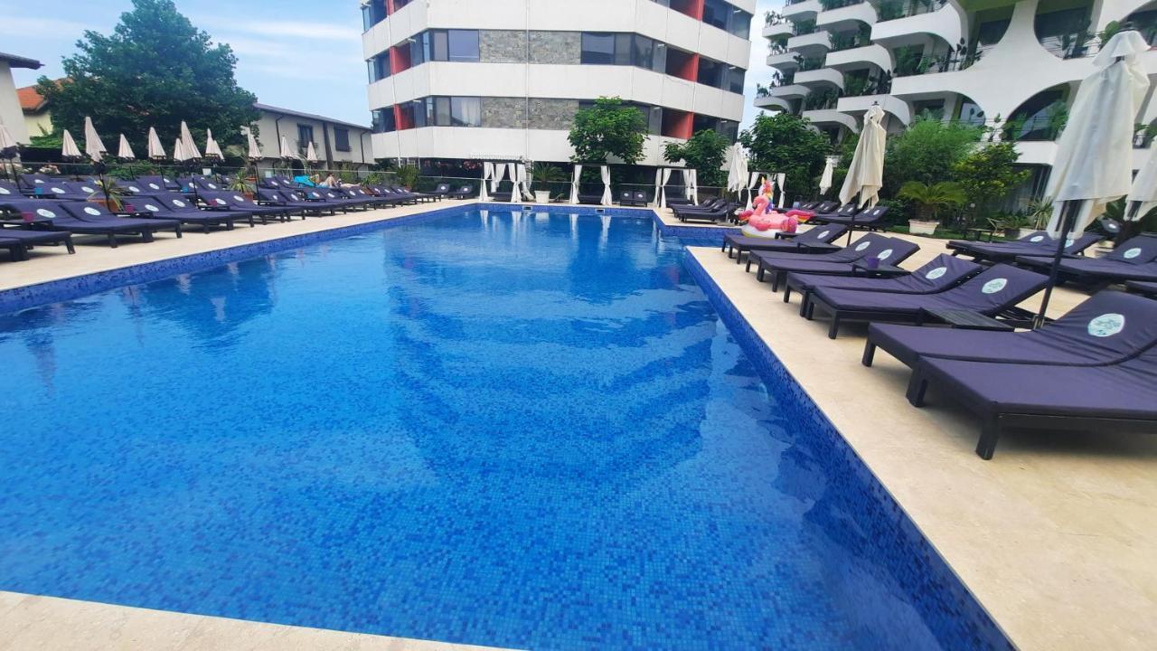 Ayan-Ayaz Luxury Apartment นาโวดาริ ภายนอก รูปภาพ